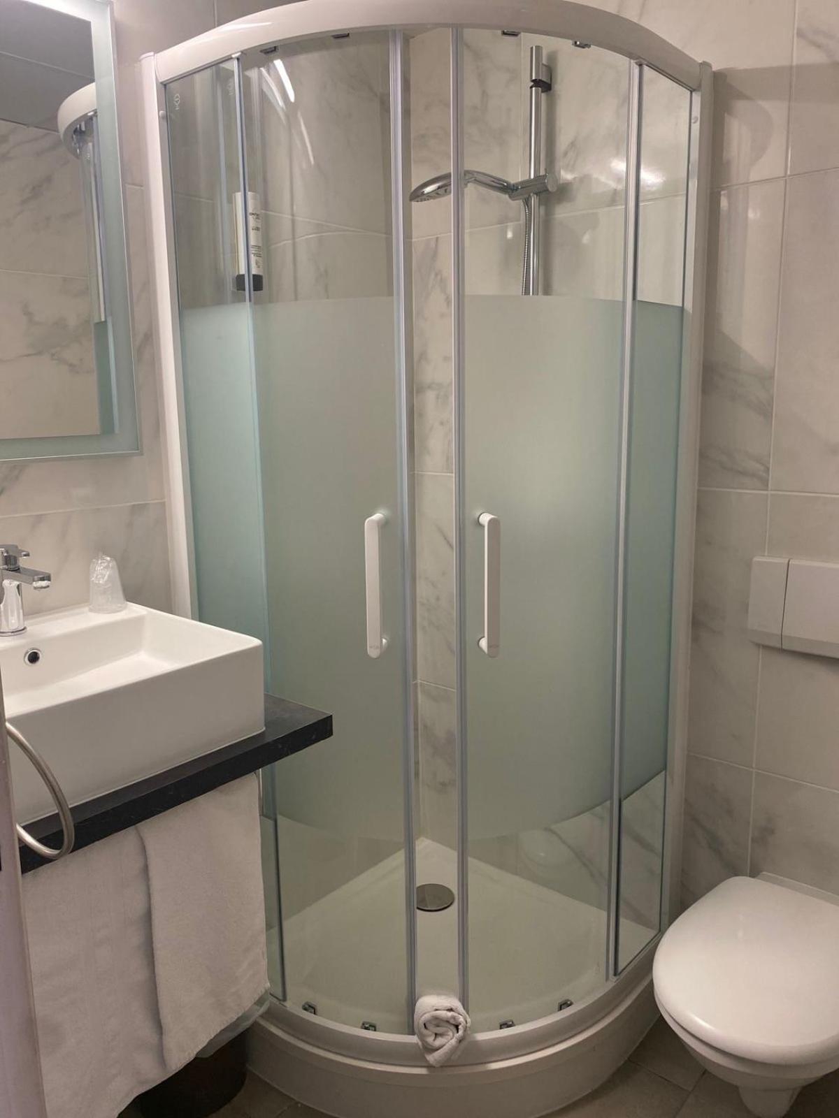 בסאנקון Contact Hotel Foch מראה חיצוני תמונה