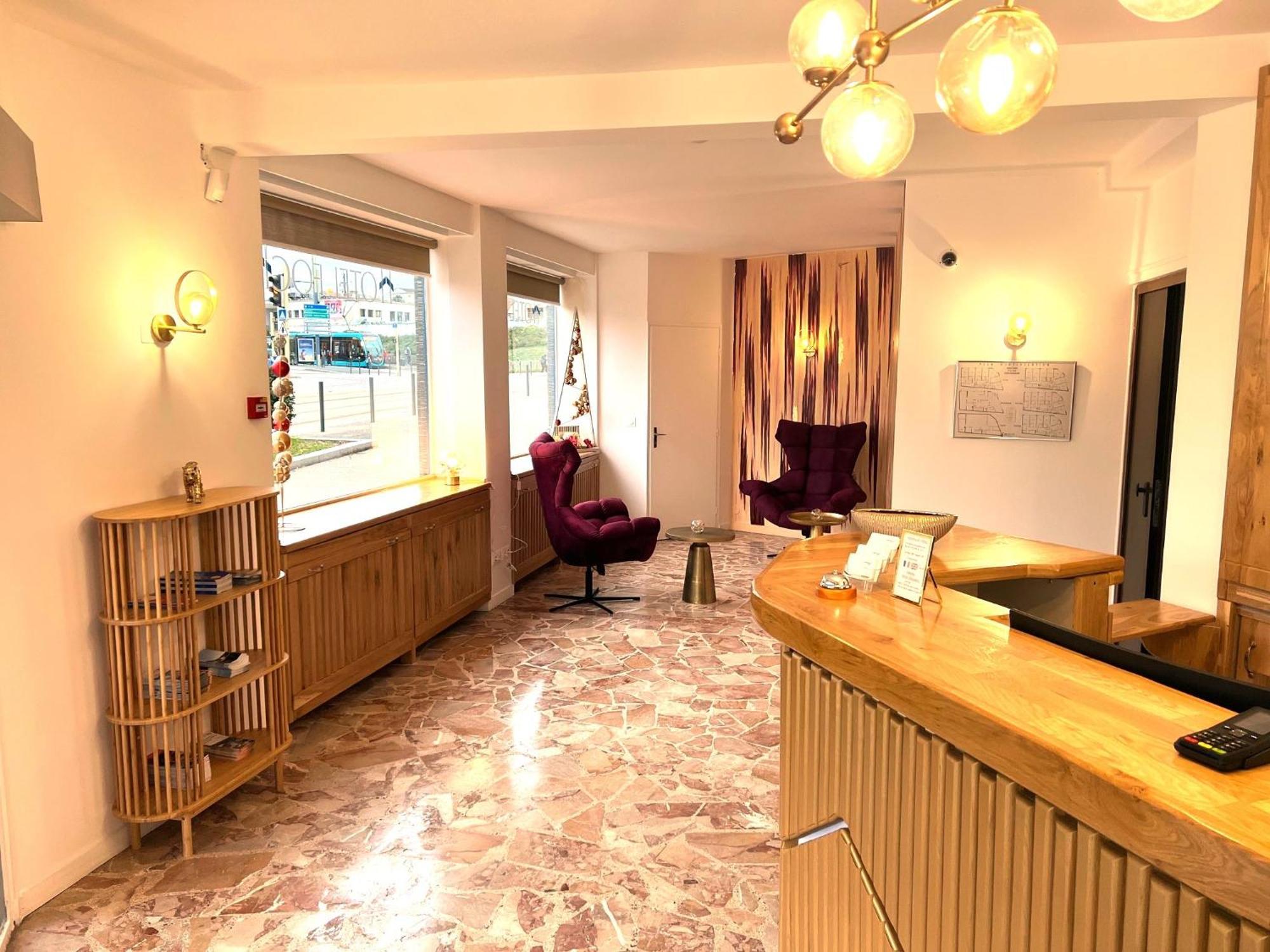 בסאנקון Contact Hotel Foch מראה חיצוני תמונה